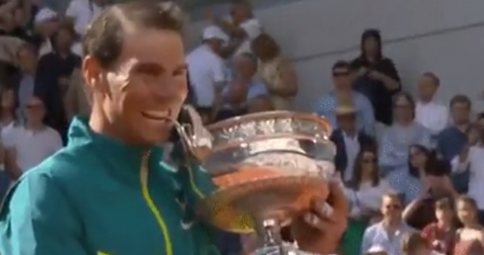 Стопкадър Twitter Roland GarrosНова исторически момент за най успешния тенисист Краля на клея господства