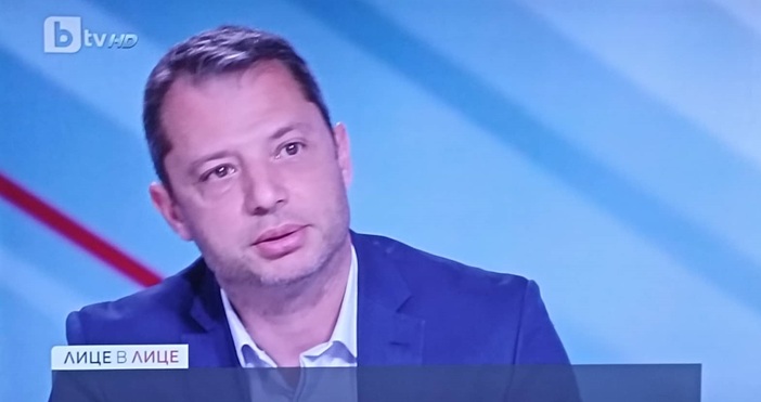 Депутатът от ГЕРБ Делян Добрев отправи остри критики към настоящите