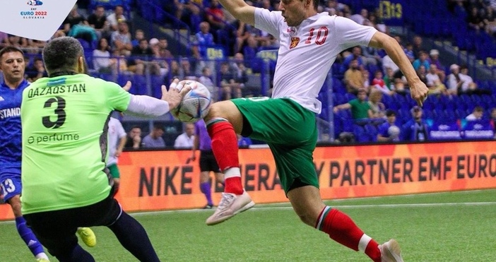 Лъвовете“ разбиха Казахстан с 4:1 в малкия финалБългарският национален отбор