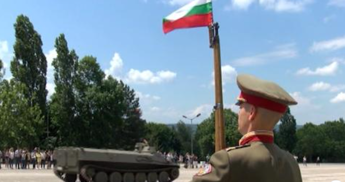 От Министерство на отбраната на България илязоха с извънредно изявление.Осигуряването