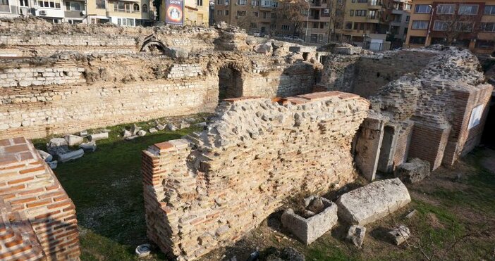 Състоянието на Римските терми във Варна е отчайващо а Регионалният