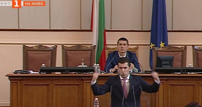Петков коментира отстраняването на шефа на парламента   Взимам думата за да