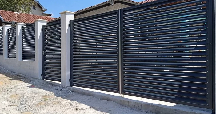  Собствениците на жилища избират метална ограда от ламели все по често