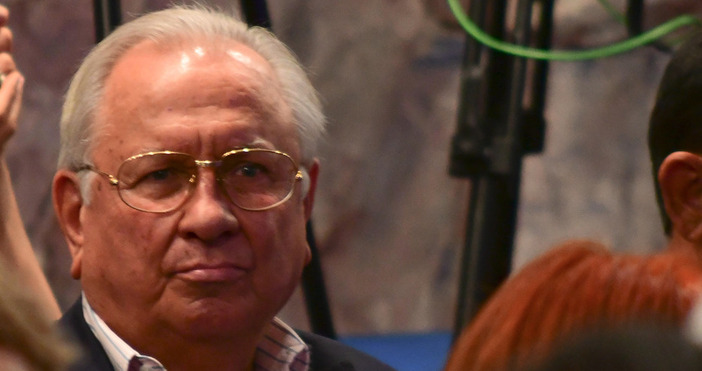 ГЕРБ няма да спечелят изборите смята Осман Октай Така нареченият плавен