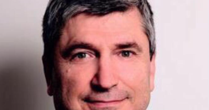 Бивш посланик на България в Русия попиля партията на Слави Трифонов Ето какво