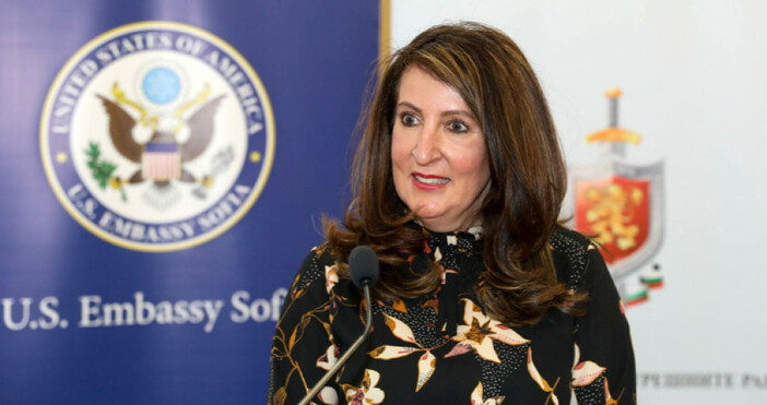 Посланик Мустафа отбелязва че много хора в България са осъзнали