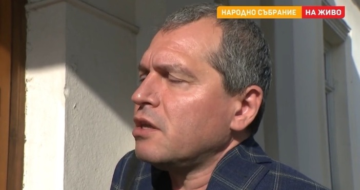 Депутатът от ИТН Тошко Йорданов се скара на репортерката на