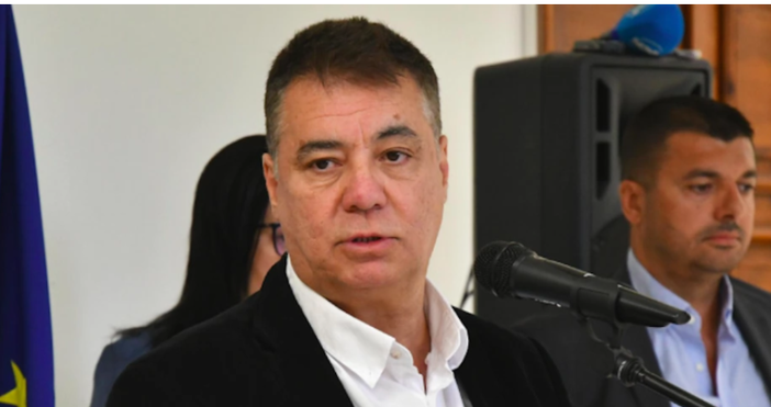 Важна държавна агенция има нов директор Министерският съвет освободи Румен Спецов