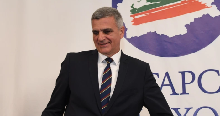 Шефът на най новата политическа партия отправи ясно послание към българския народ Големите