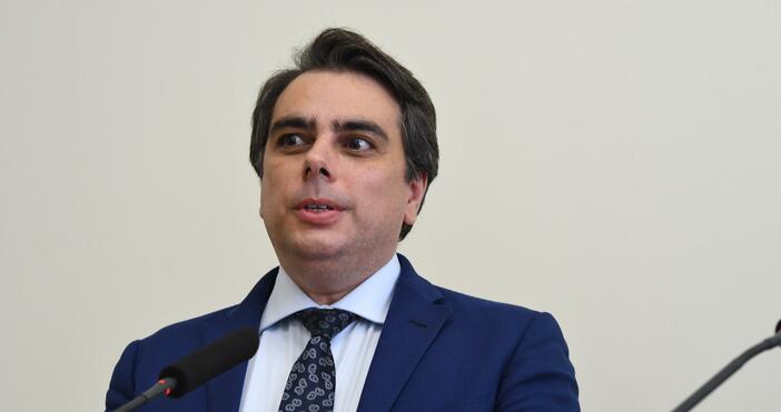 Асен Василев не си е купил нищо докато е бил