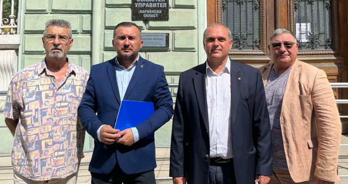 Съпредседателят на ВМРО БНД Искрен Веселинов пое водачеството в листата