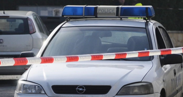 Полицията отцепи район в Пловдив движението е пренасочено Става дума