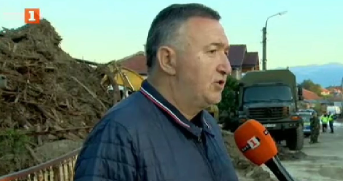 Петел следи какво се случва в наводнените български села Очаква се