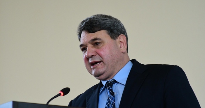 Главният секретар на МВР Петър Тодоров е във Варна и