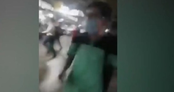 В Иран стрелят по протестиращите става ясно от видео на  В