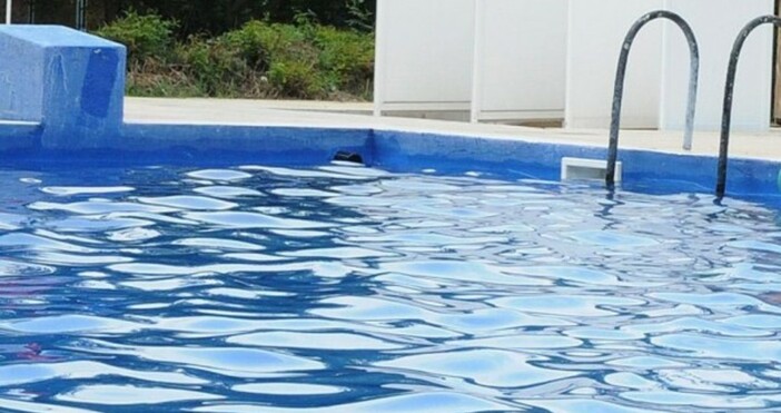 5-годишно българче се удави в басейн на почивка в Турция.
