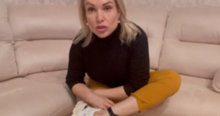 Петел следи какво се случва с руска журналистка която бе