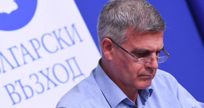 Стефан Янев коментира поведението на депутатите в първия ден от