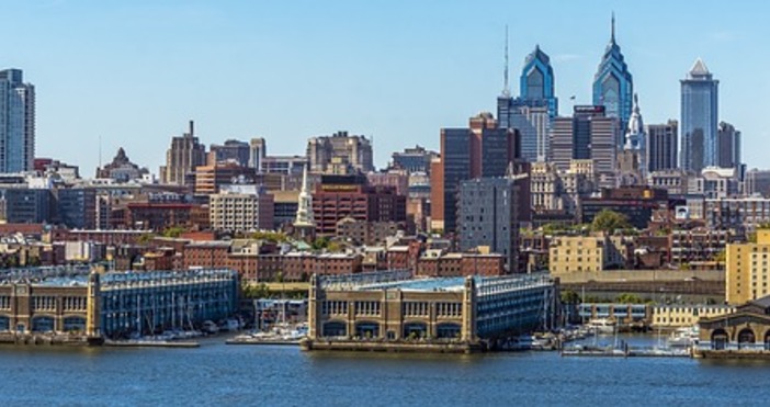 Най малко 9 души са ранени при стрелба във Филаделфия предаде