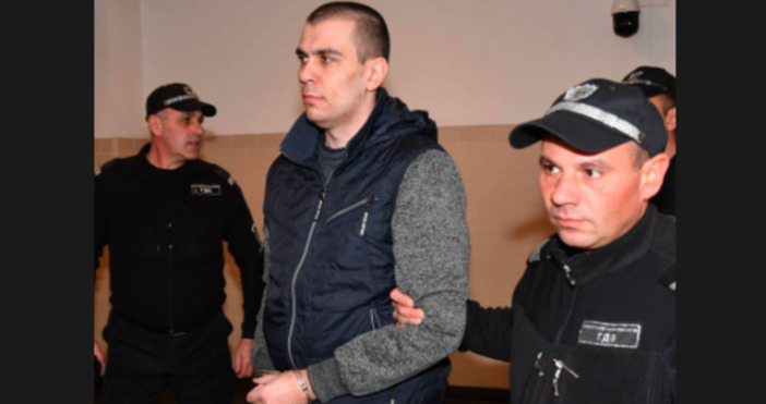 Подсъдимият Викторио Александров за двойното убийство на приятелката си Дарина Министерска