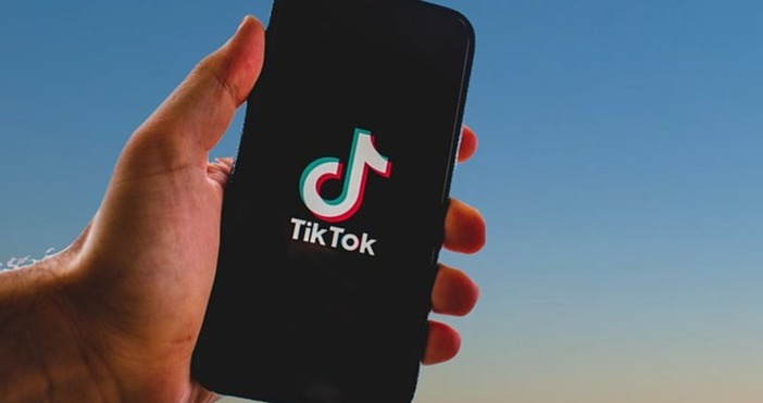 За срив в социалната мрежа TikTok алармираха потребители от цял