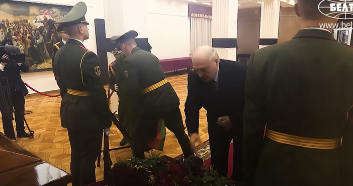 На 29 ноември в Минск се състоя прощалната церемония с