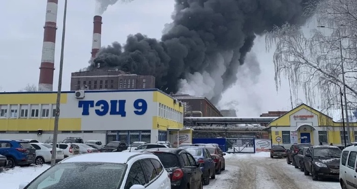 Telegram канал BAZAГоляма експлоция в руски ТЕЦ Гъсти кълба черен дим бяха