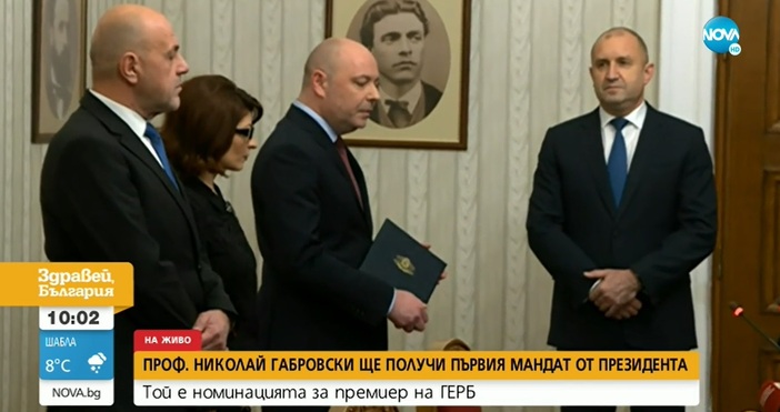 Проф Николай Габровски получи първия мандат от президента Румен Радев