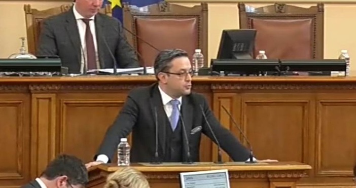 Министърът на културата извършва необясними назначения заяви Тома Биков от