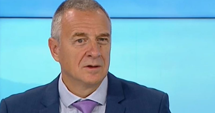 Ние отиваме стъпка по стъпка към фашизъм ако продължим по