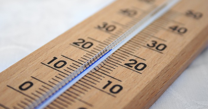 85-годишен температурен рекорд бе подобрен вчера във Варна, съобщиха от