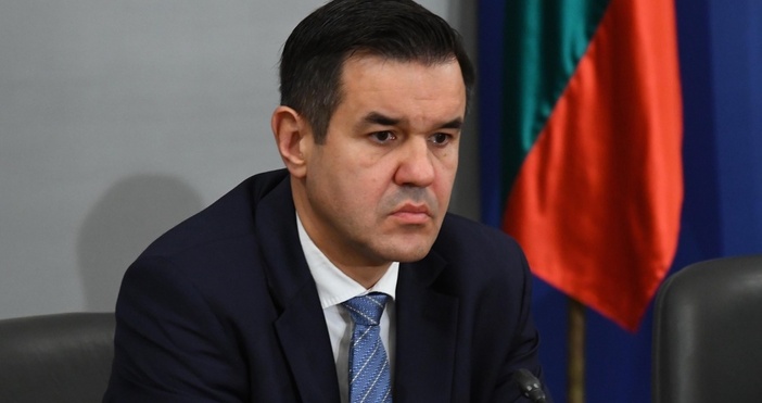 Служебният министър на икономиката Никола Стоянов отговори на нападките от