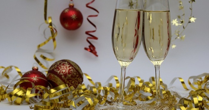 Увеличението  в кувертите за Нова година и почивка около празниците