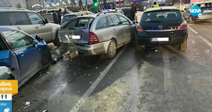 Шефьорът помлял девет коли в София получил епилептичен пристъп зад