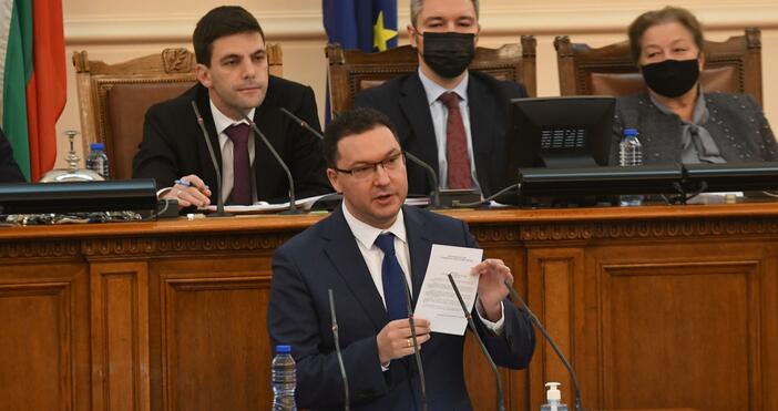 Явно се готвим за избори. Това съдя от опитите на Бойко