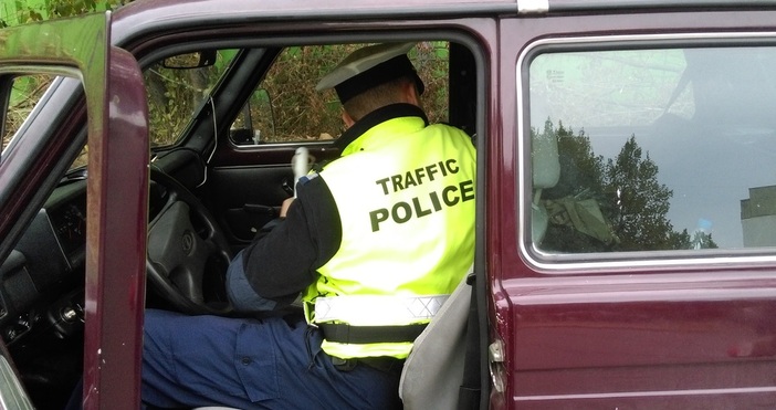 Мъж седна пиян зад волана но сметките му излязоха криви Хванаха