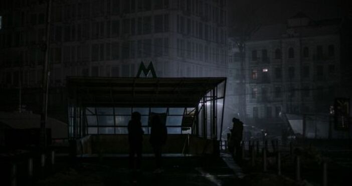 Докато светът е в плен на незабравимата победа на Аржентина