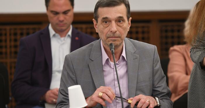 Президентът на КТ Подкрепа Димитър Манолов обяви в интервю пред