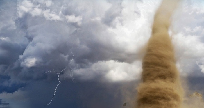 Торнадо отнесе покриви на къщи в Боливия Торнадо мина през град