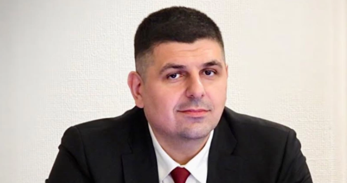 ДБ съобщава за ново искане относно Грозев  Депутатите от Демократична