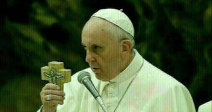 Папа Франциск с първи думи за починалия Папа Франциск Папа Франциск днес