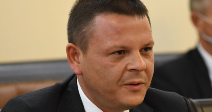 Служебен министър съобщи добра новина за България Лукойл Нефтохим е преместила цялата