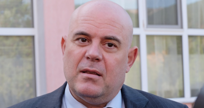 Главният прокурор посочи огромен проблем за България.Българската прокуратура от две