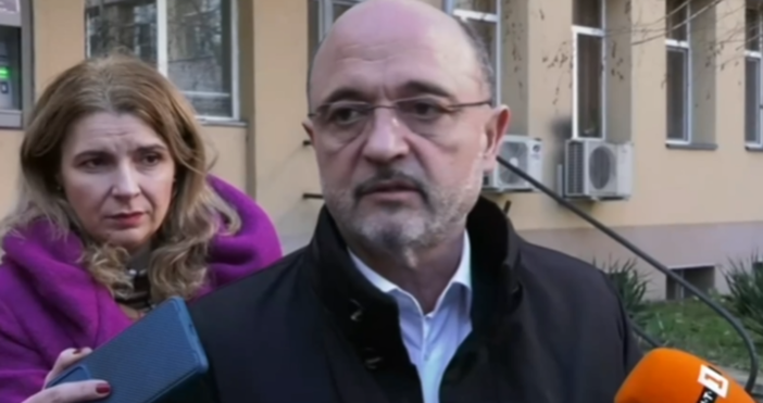 Здравният министър д-р Асен Меджиев тръгна на случайни проверки по