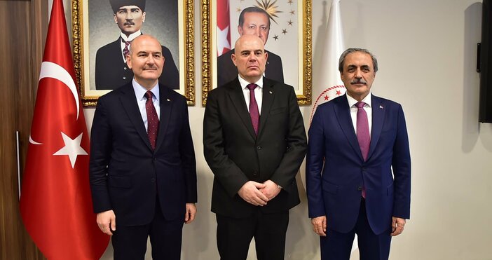 Вътрешният министър на Турция Сюлейман Сойлу и аз затвърдихме желанието