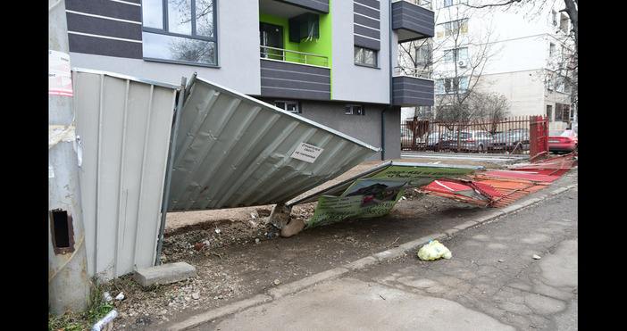 Много силен южен вятър ще духа и през следващото денонощие особено