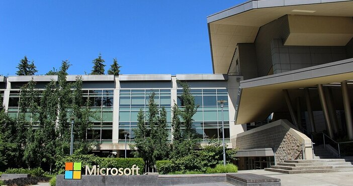 Microsoft обяви че планира да съкрати 10 000 служители като