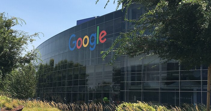 Компанията майка на Google Alphabet обяви съкращаването на около 12