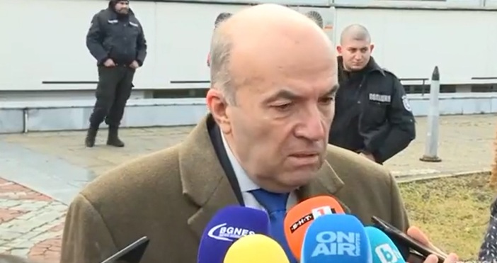 Външният министър на България Николай Милков заяви пред журналисти че