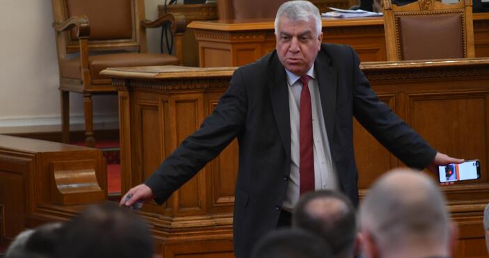 Депутатът от БСП Румчен Гечев обяви, че партията му ще търси